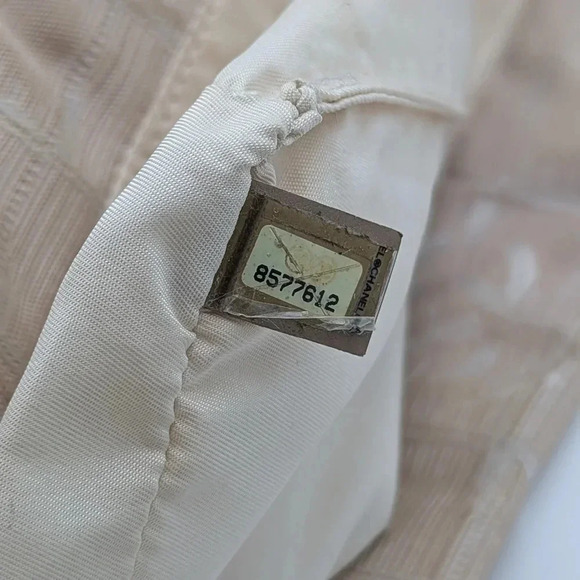 Authentic CHANEL Small Travel Ligne tote - Picture 10 of 12